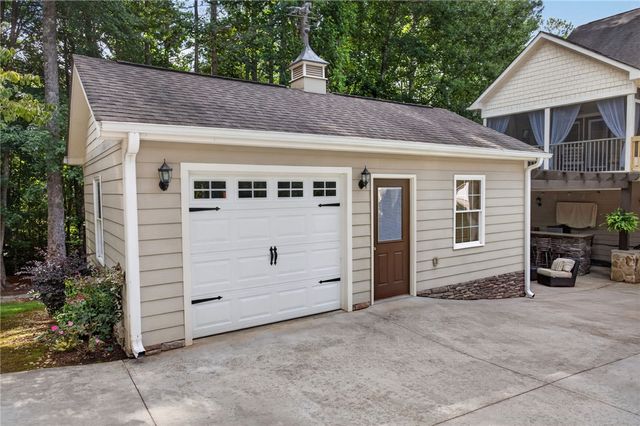 113 Panda Parkway, Tamassee, SC 29686