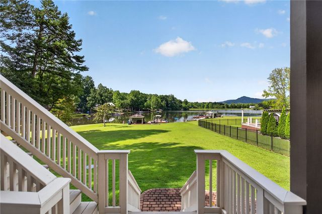 113 Panda Parkway, Tamassee, SC 29686
