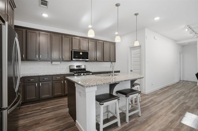 1225 Shire Drive, Aubrey, TX 76227