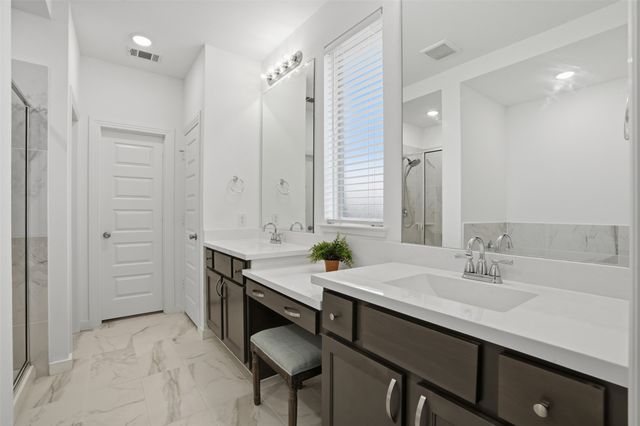 1225 Shire Drive, Aubrey, TX 76227