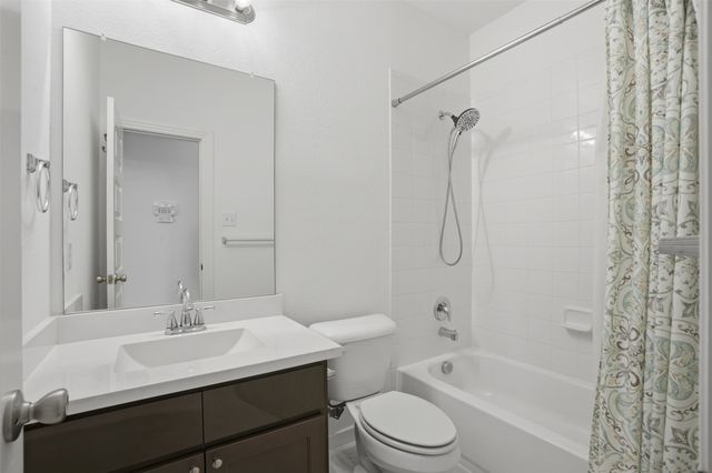 1225 Shire Drive, Aubrey, TX 76227