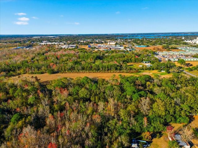 2016 THORNHILL ROAD, Auburndale, FL 33823