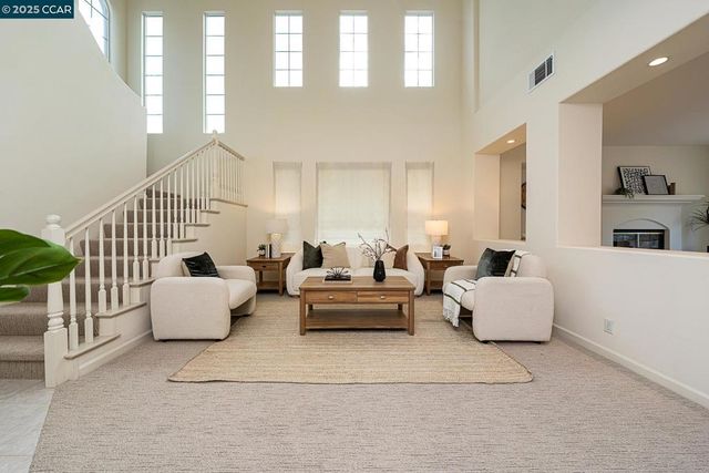 2222 Dewberry Dr, San Ramon, CA 94582