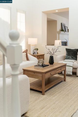 2222 Dewberry Dr, San Ramon, CA 94582