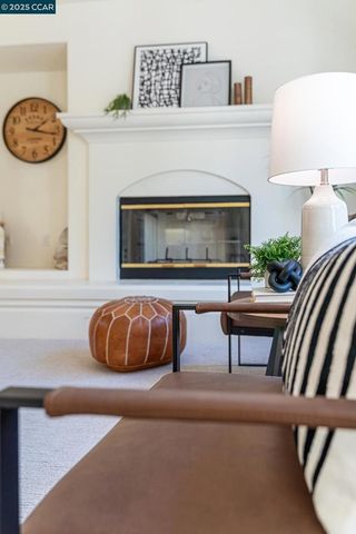 2222 Dewberry Dr, San Ramon, CA 94582