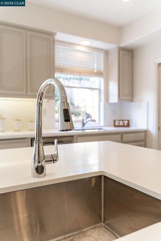 2222 Dewberry Dr, San Ramon, CA 94582