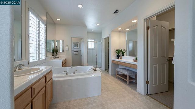 2222 Dewberry Dr, San Ramon, CA 94582