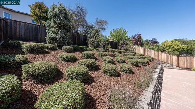 2222 Dewberry Dr, San Ramon, CA 94582
