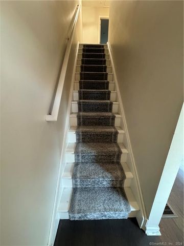 41 Nash Place B, Norwalk, CT 06854