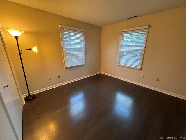 41 Nash Place B, Norwalk, CT 06854