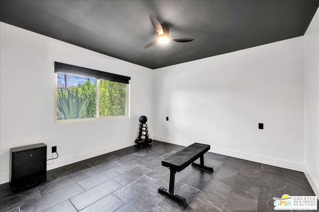 3190 E Loma Vista Circle, Palm Springs, CA 92264