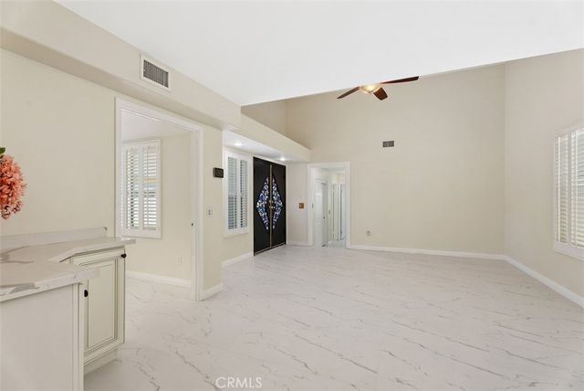 320 7th, Huntington Beach, CA 92648
