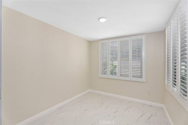 320 7th, Huntington Beach, CA 92648