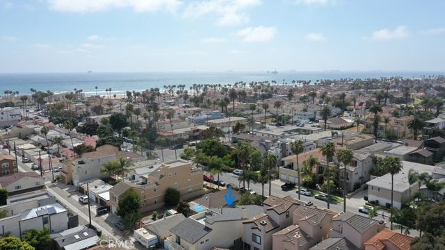 320 7th, Huntington Beach, CA 92648
