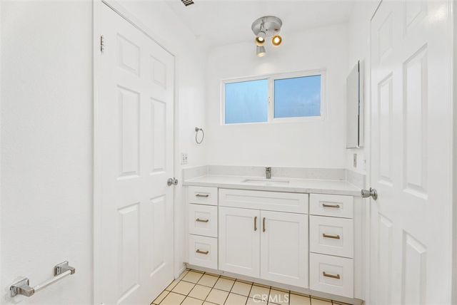 320 7th, Huntington Beach, CA 92648