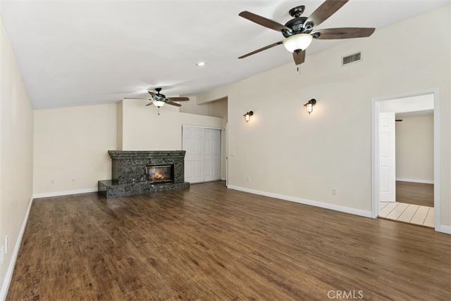 320 7th, Huntington Beach, CA 92648