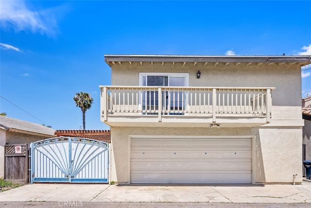 320 7th, Huntington Beach, CA 92648