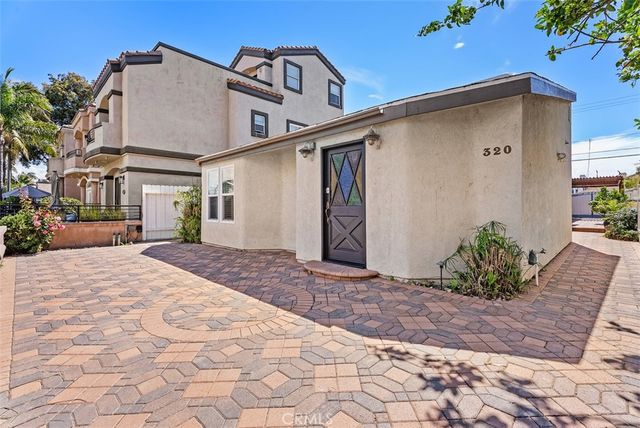 320 7th, Huntington Beach, CA 92648