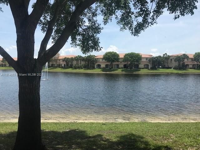 2635 SW 84th Ter 106, Miramar, FL 33025