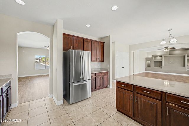 17873 W WATSON Lane, Surprise, AZ 85388