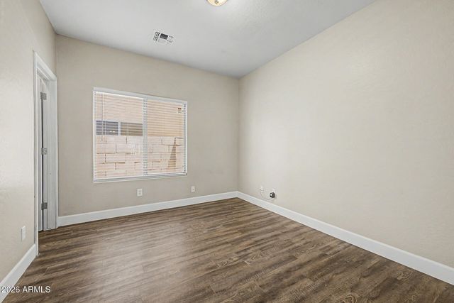 17873 W WATSON Lane, Surprise, AZ 85388