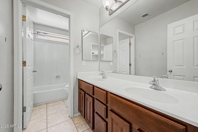 17873 W WATSON Lane, Surprise, AZ 85388