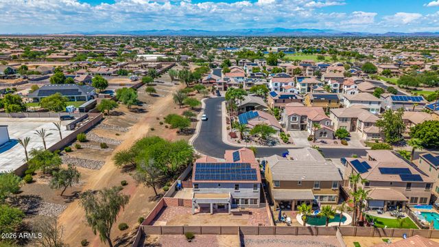 17873 W WATSON Lane, Surprise, AZ 85388