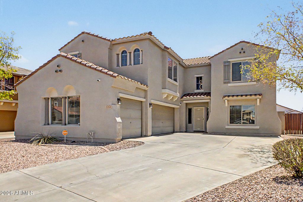 17873 W WATSON Lane, Surprise, AZ 85388 — photo 2