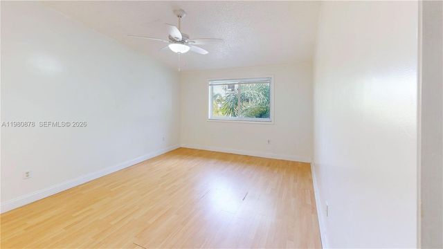 2221 SE 26th Ln 2221, Homestead, FL 33035