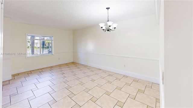 2221 SE 26th Ln 2221, Homestead, FL 33035