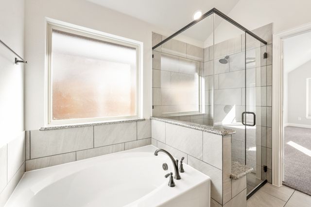 912 Imperial Eagle Road, Alvarado, TX 76009