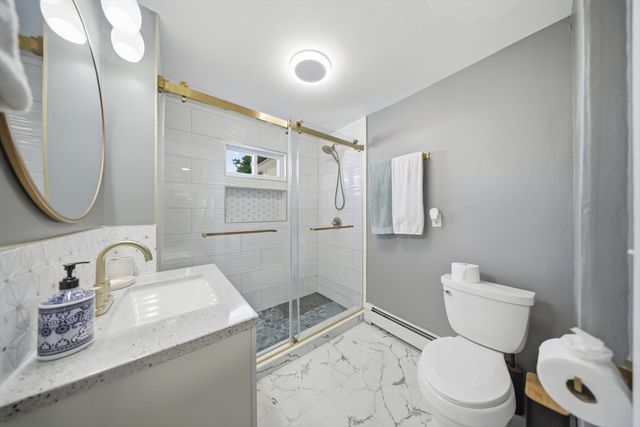 131 Pearl St, Gardner, MA 01440