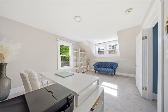 131 Pearl St, Gardner, MA 01440