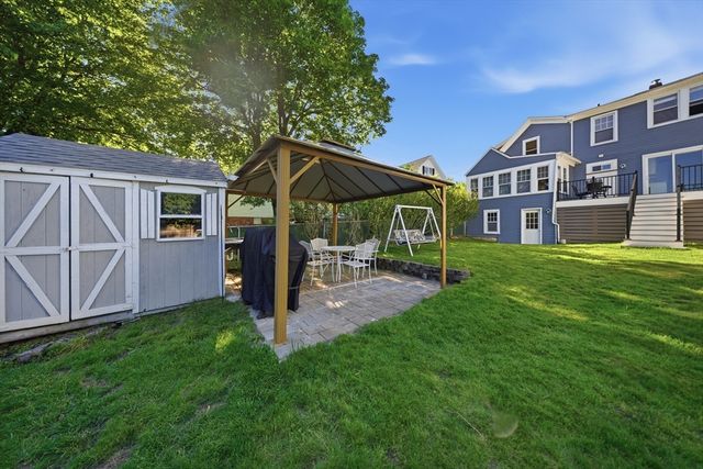 131 Pearl St, Gardner, MA 01440