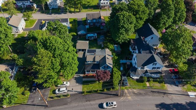 131 Pearl St, Gardner, MA 01440