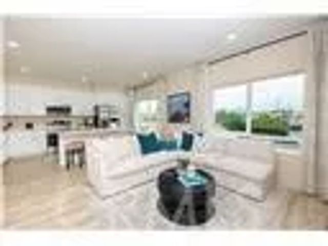8181 Amerena Way, Fontana, CA 92335