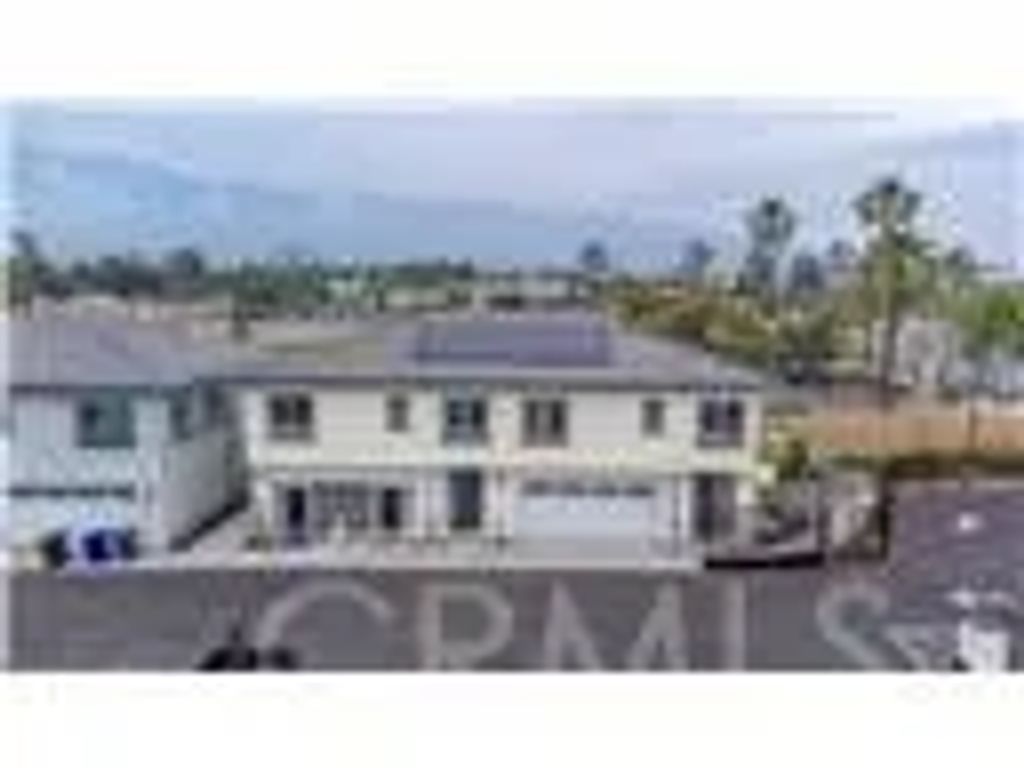 8181 Amerena Way, Fontana, CA 92335