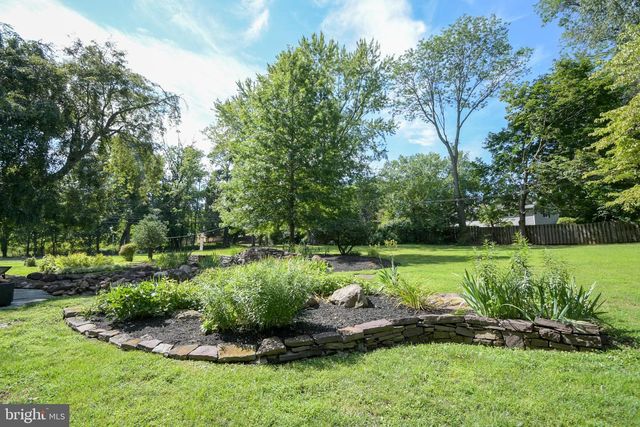 657 JACKSONVILLE RD, Warminster, PA 18974
