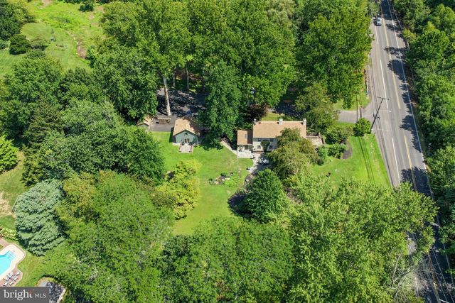 657 JACKSONVILLE RD, Warminster, PA 18974