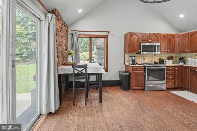 657 JACKSONVILLE RD, Warminster, PA 18974