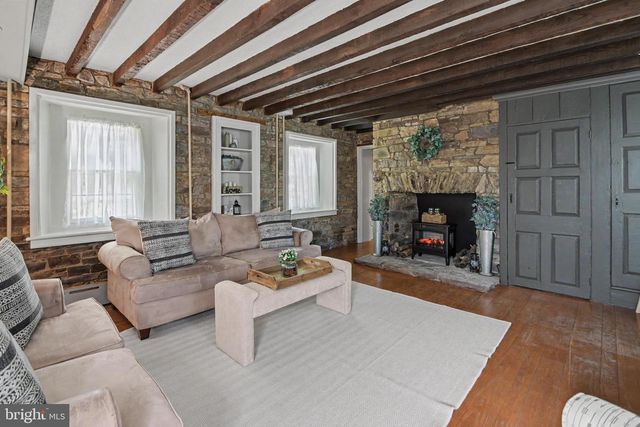 657 JACKSONVILLE RD, Warminster, PA 18974