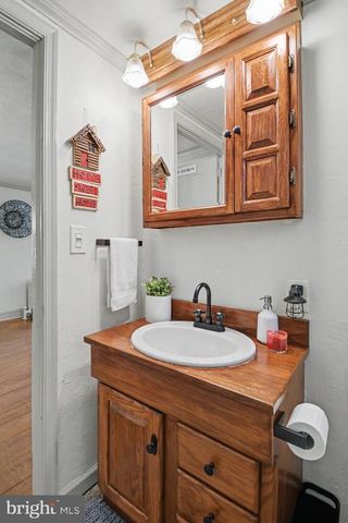 657 JACKSONVILLE RD, Warminster, PA 18974