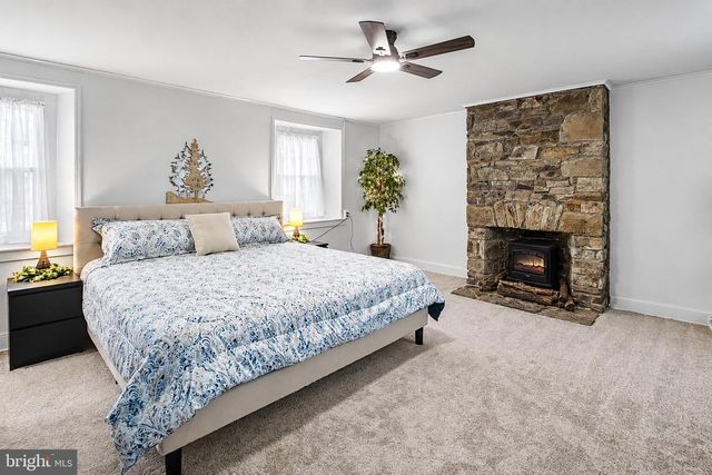 657 JACKSONVILLE RD, Warminster, PA 18974