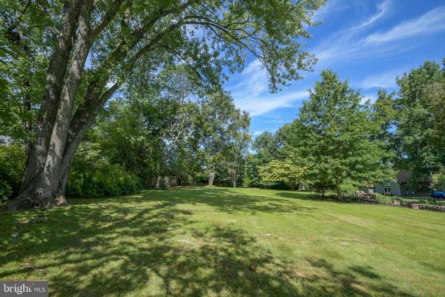 657 JACKSONVILLE RD, Warminster, PA 18974