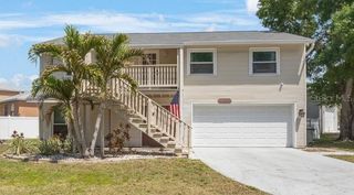 921 LYNNLEA LANE, Tarpon Springs, FL 34689