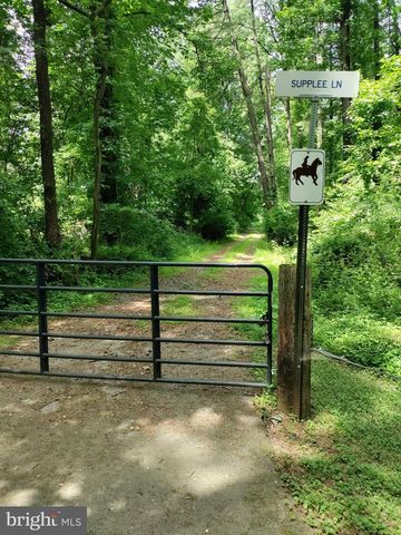 15800 KERR RD, Laurel, MD 20707