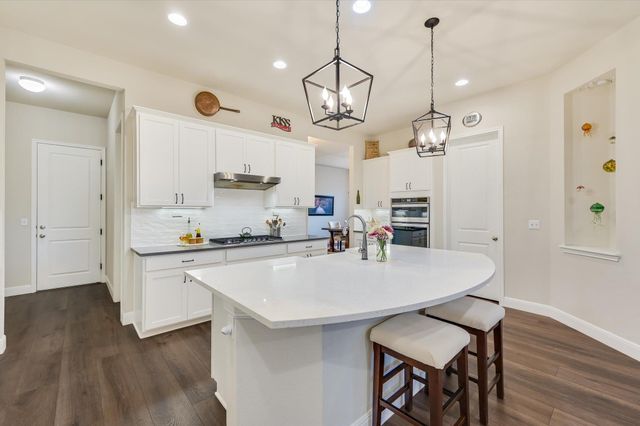 125 Ridgeview CT, Georgetown, TX 78628