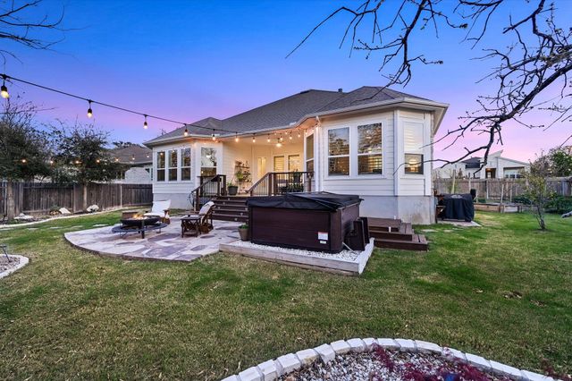 125 Ridgeview CT, Georgetown, TX 78628