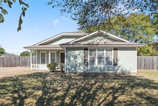 3209 Chapel Court, Bryan, TX 77803