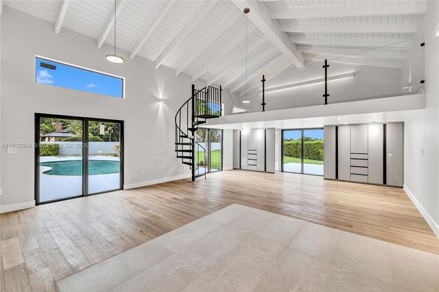 10600 SW 140th St, Miami, FL 33176